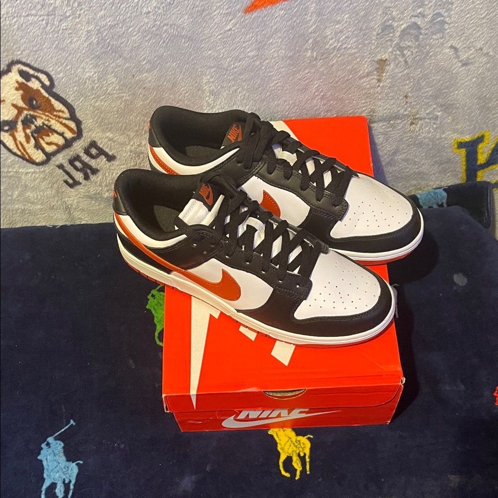 Nike Men's Black, White, and Orange Sneakers